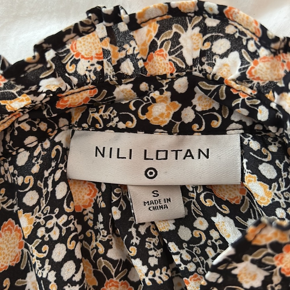 Nili Lotan for Target blouse. Size small. - Picture 4 of 4